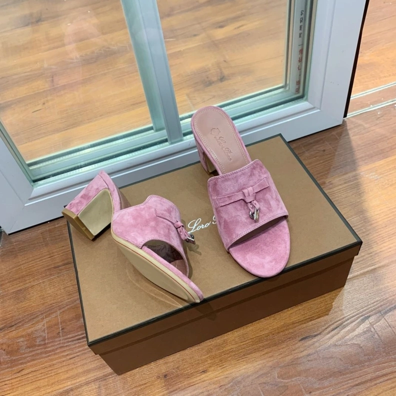 Comfortable Othxr Slippers 213550