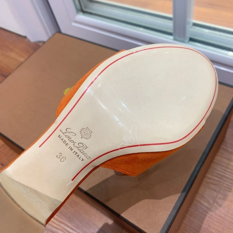 Versatile Othxr Slippers 213551