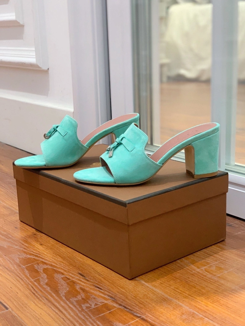 Fashionable Othxr Slippers 213563