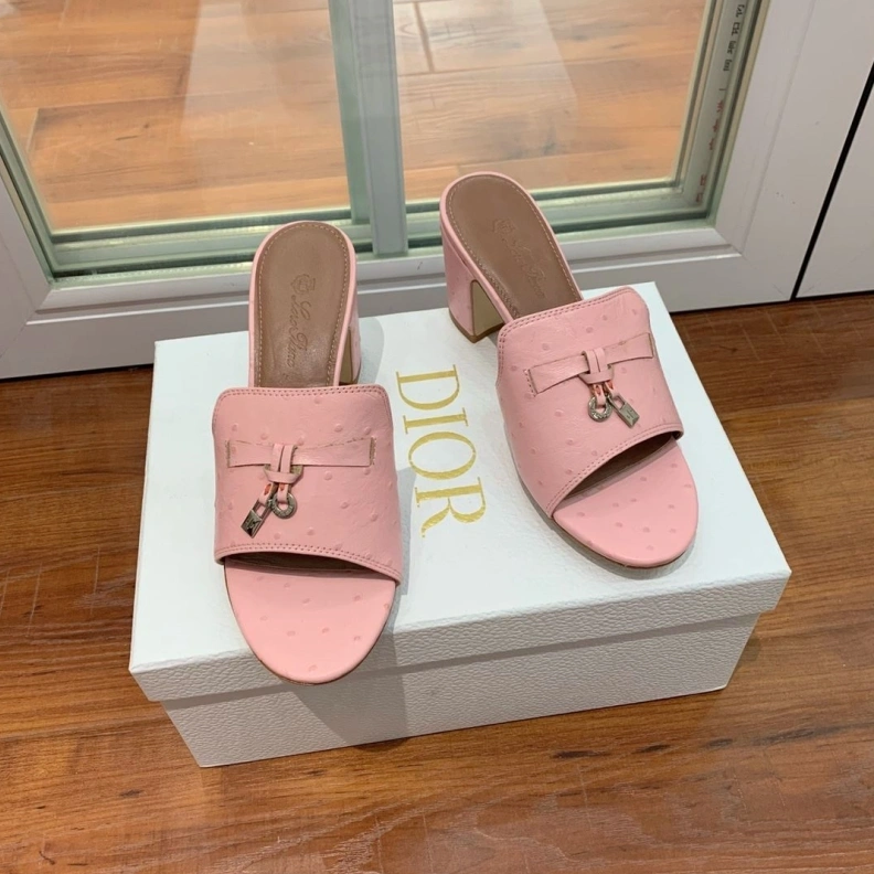 Trendy Othxr Slippers 213539