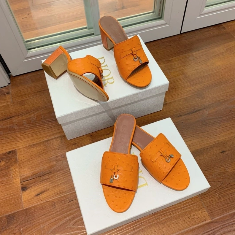 Breathable Othxr Slippers 213530
