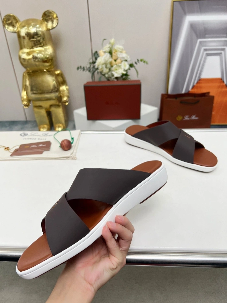 ModernLook Othxr Slippers 213517
