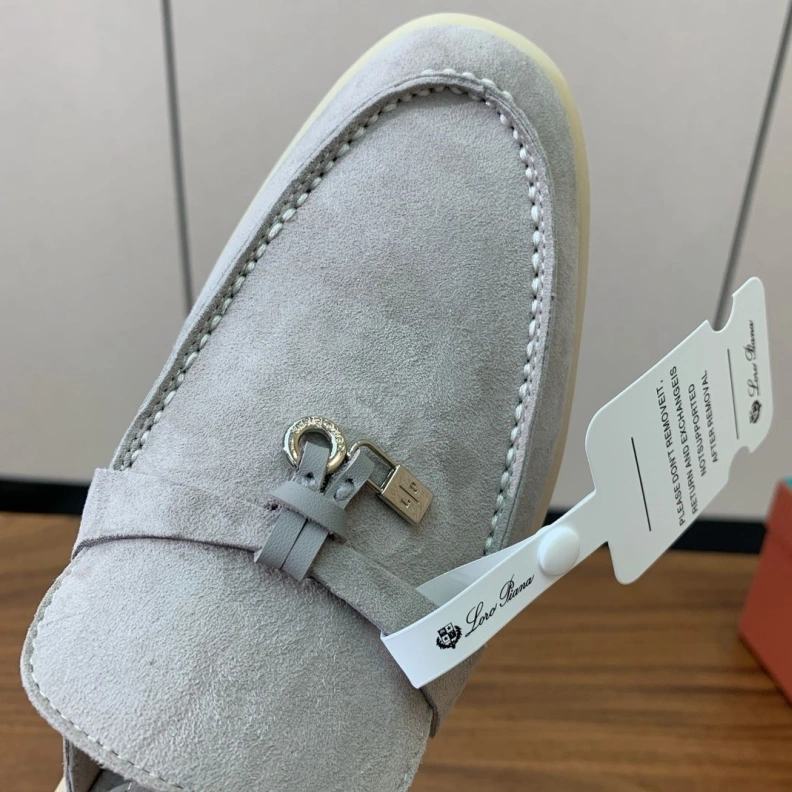 Unique Othxr Slippers 213531