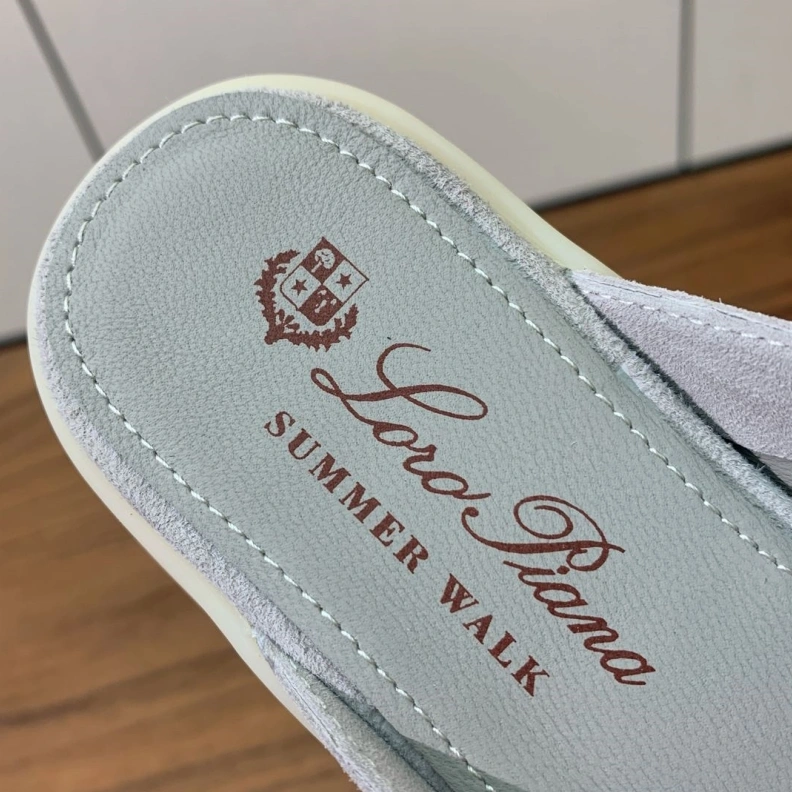 Unique Othxr Slippers 213531