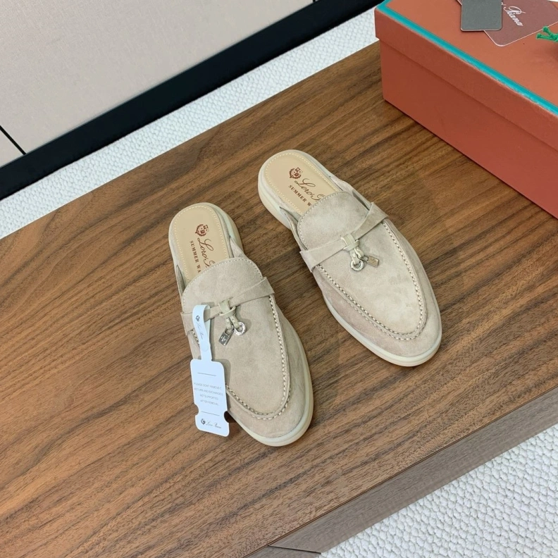 Othxr Slippers EyeCatching 213524