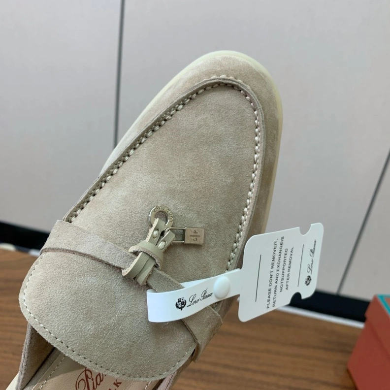 Othxr Slippers EyeCatching 213524