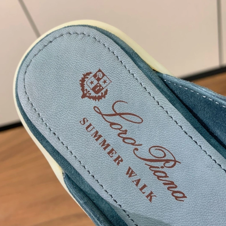 Practical Othxr Slippers 213521