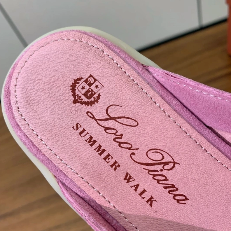 Soft Othxr Slippers 213519