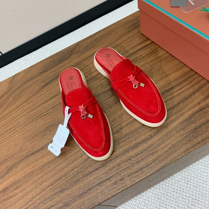 Othxr Slippers ModernLook 213523