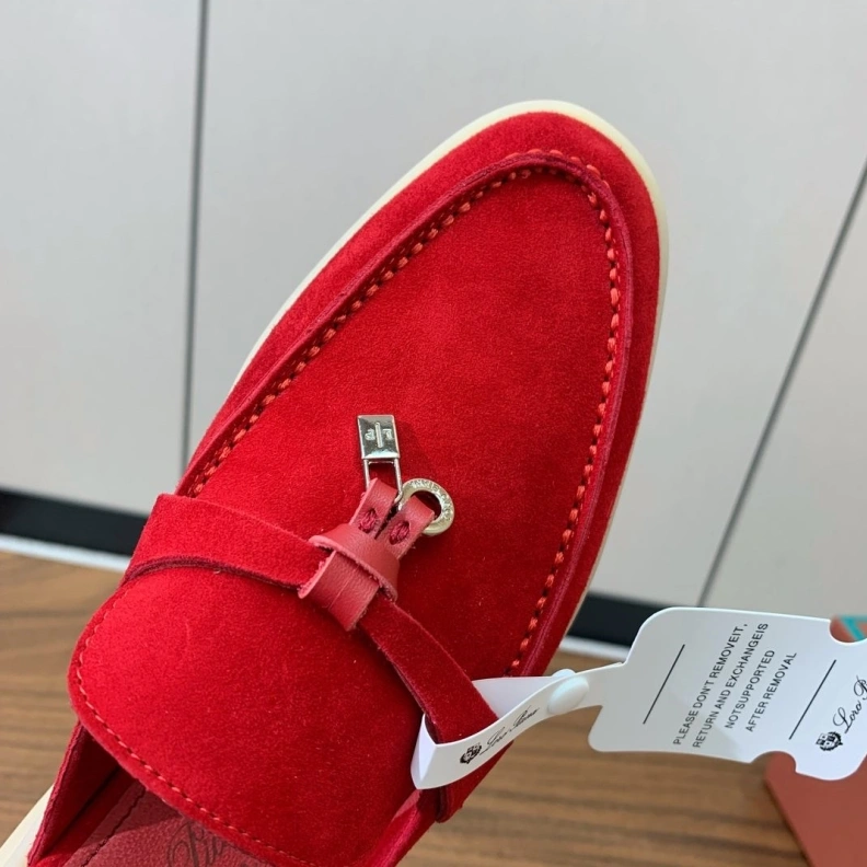Othxr Slippers ModernLook 213523