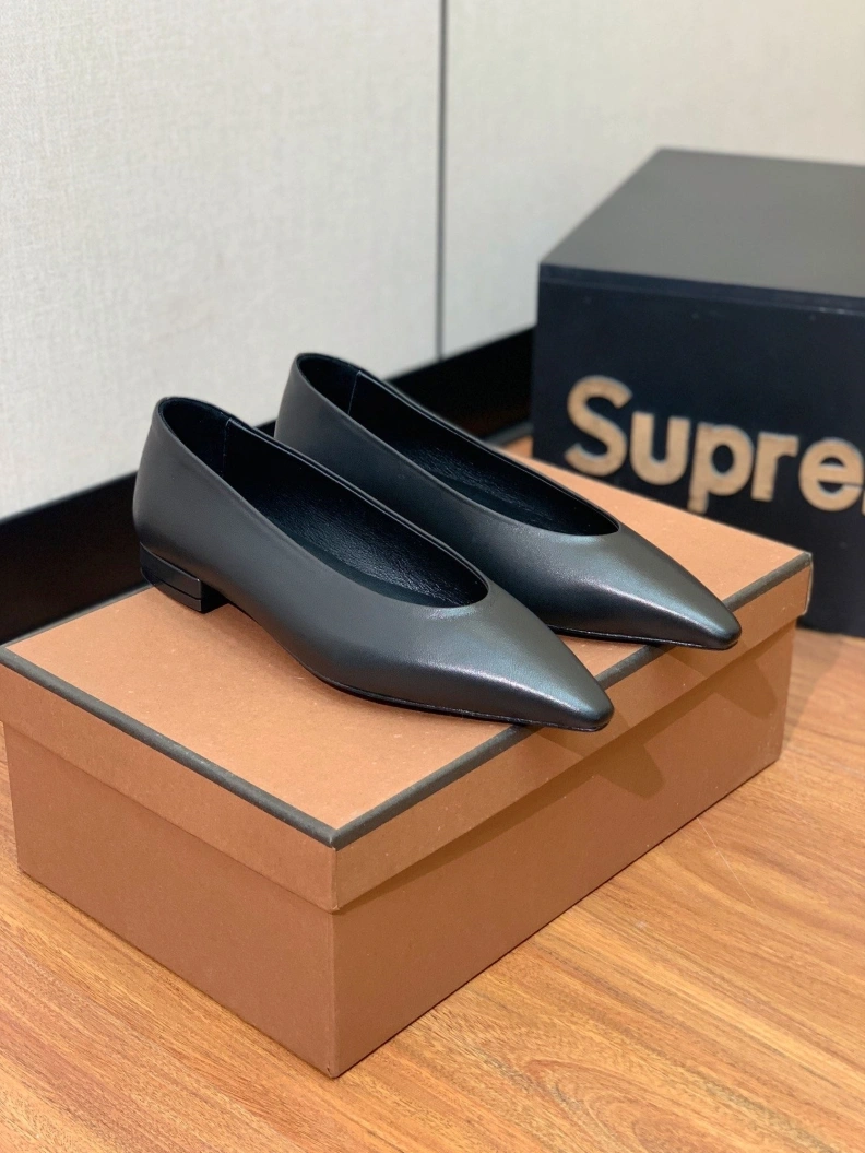 Functional Othxr flat shoes 213900