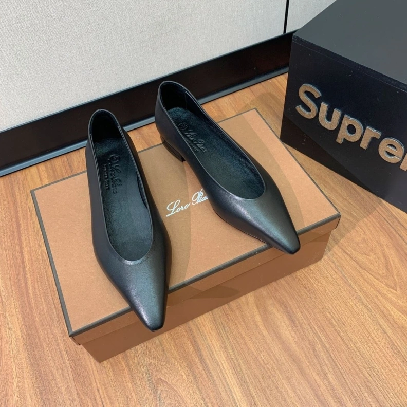 Functional Othxr flat shoes 213900