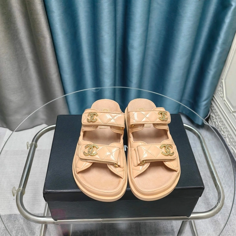 Resilient Chxnxl Sandals 121983
