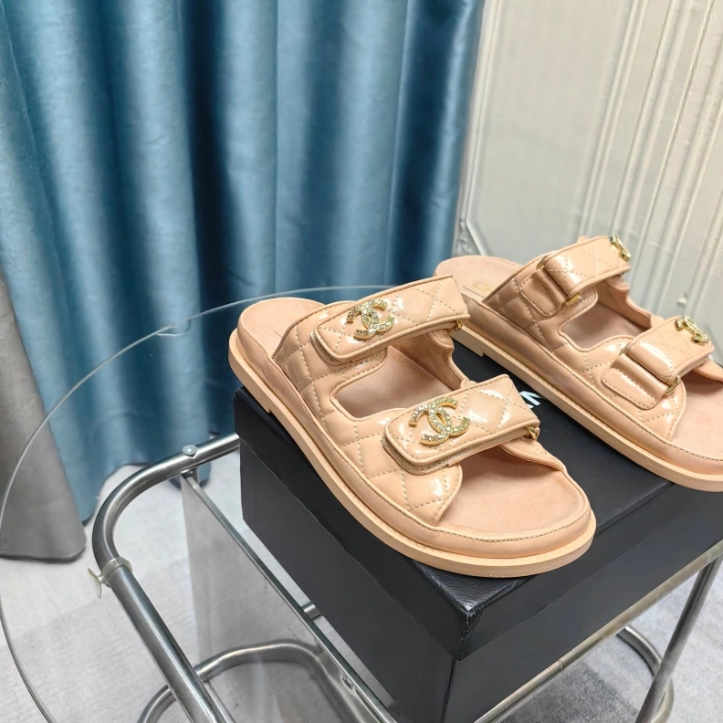 Resilient Chxnxl Sandals 121983