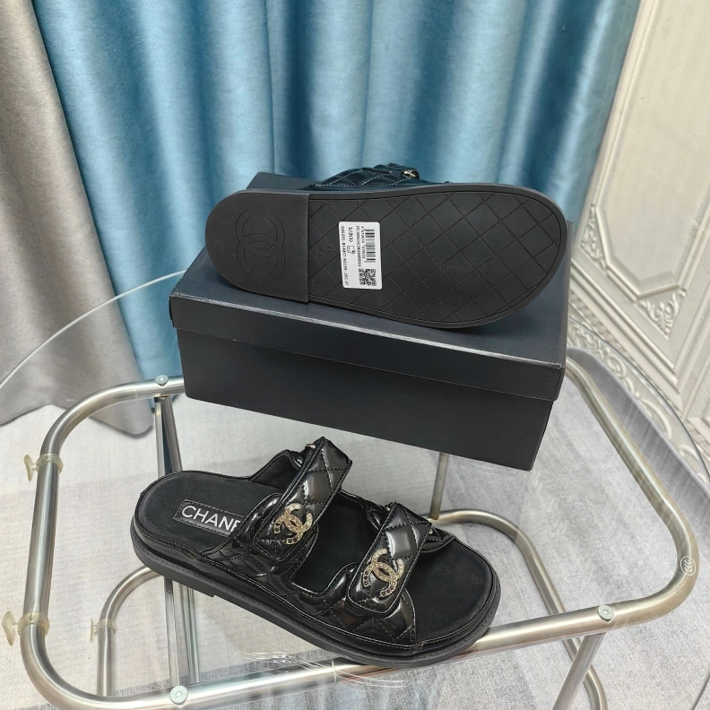 Elegant Chxnxl Sandals 121984