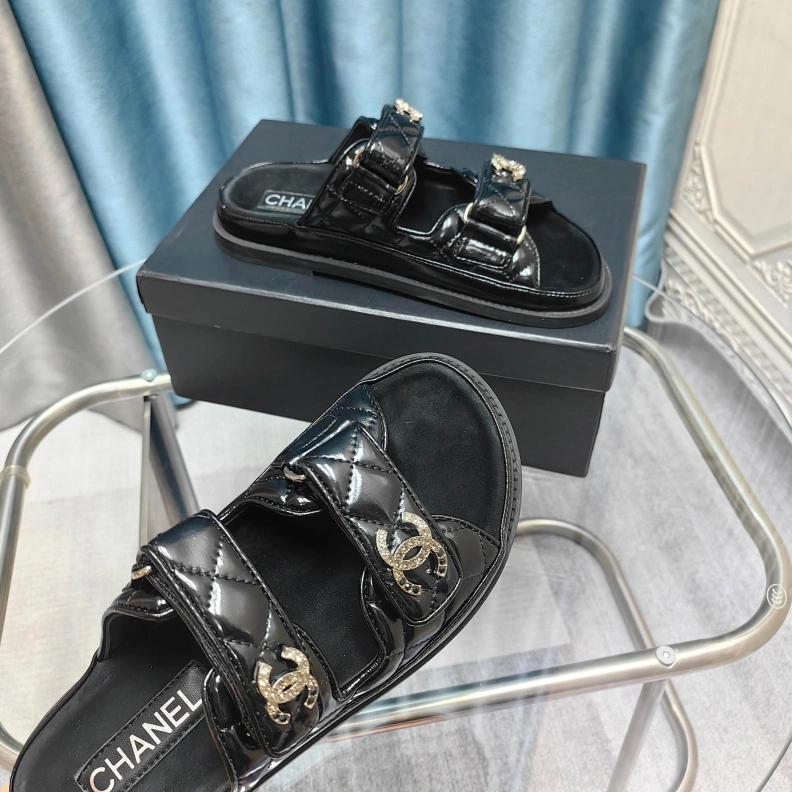 Elegant Chxnxl Sandals 121984