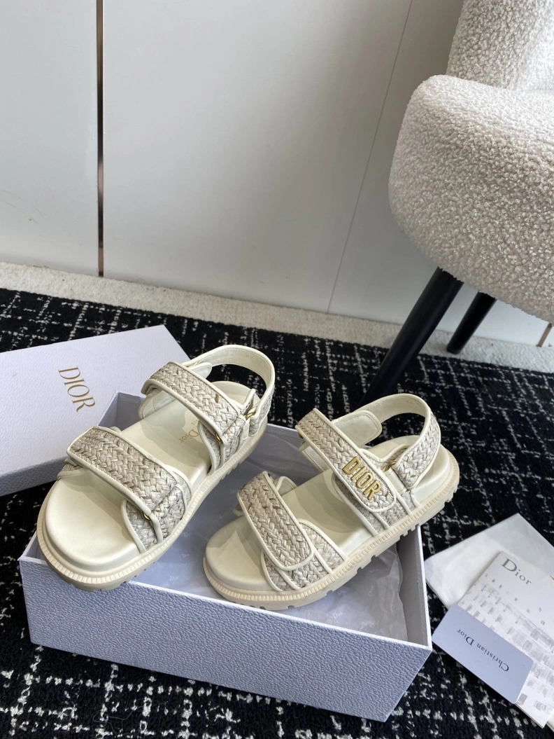 Chxnxl Sandals Resilient 121965