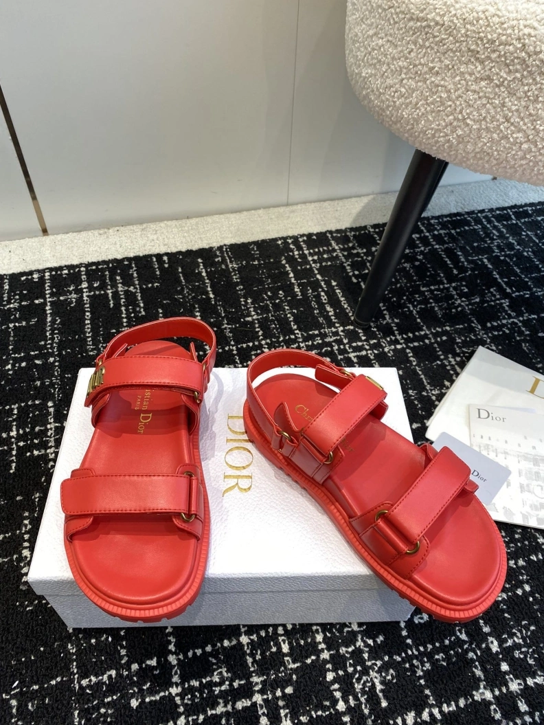 Sleek Chxnxl Sandals 121957
