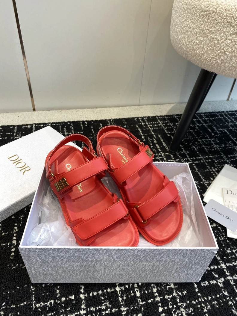 Sleek Chxnxl Sandals 121957