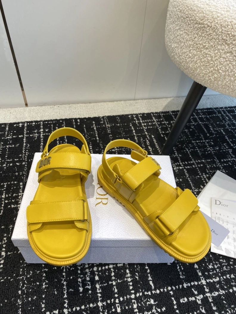 Chxnxl Sandals Sleek 121956