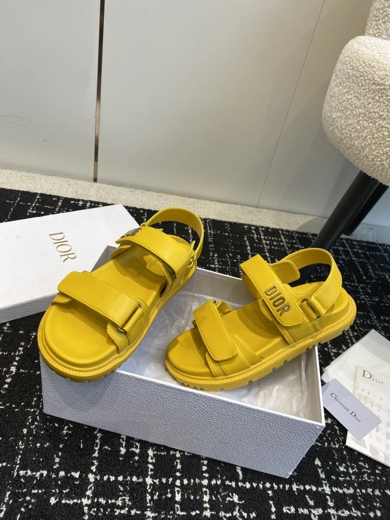 Chxnxl Sandals Sleek 121956
