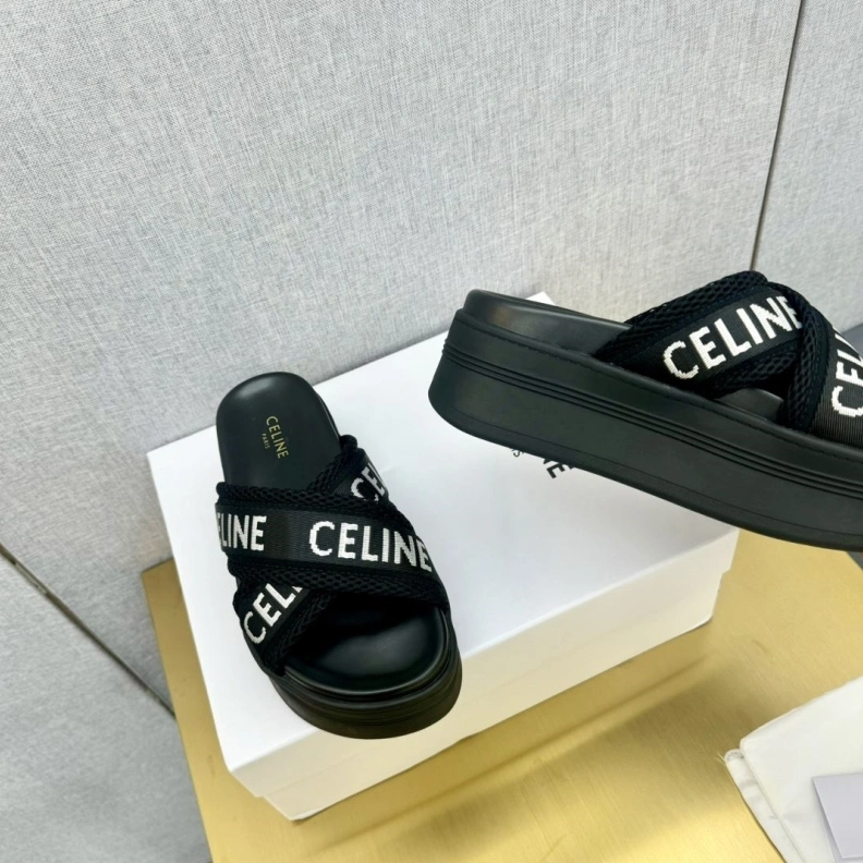 Comfortable Cxlxne Slippers 116243