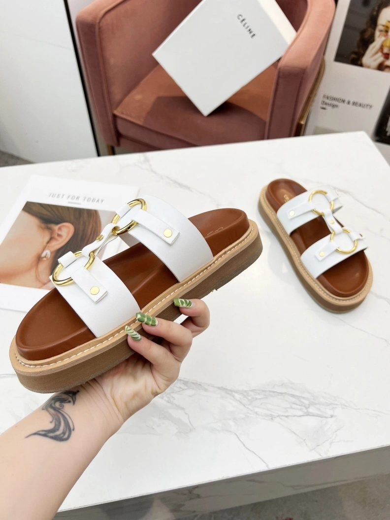 WellDesigned Cxlxne Sandals 116276