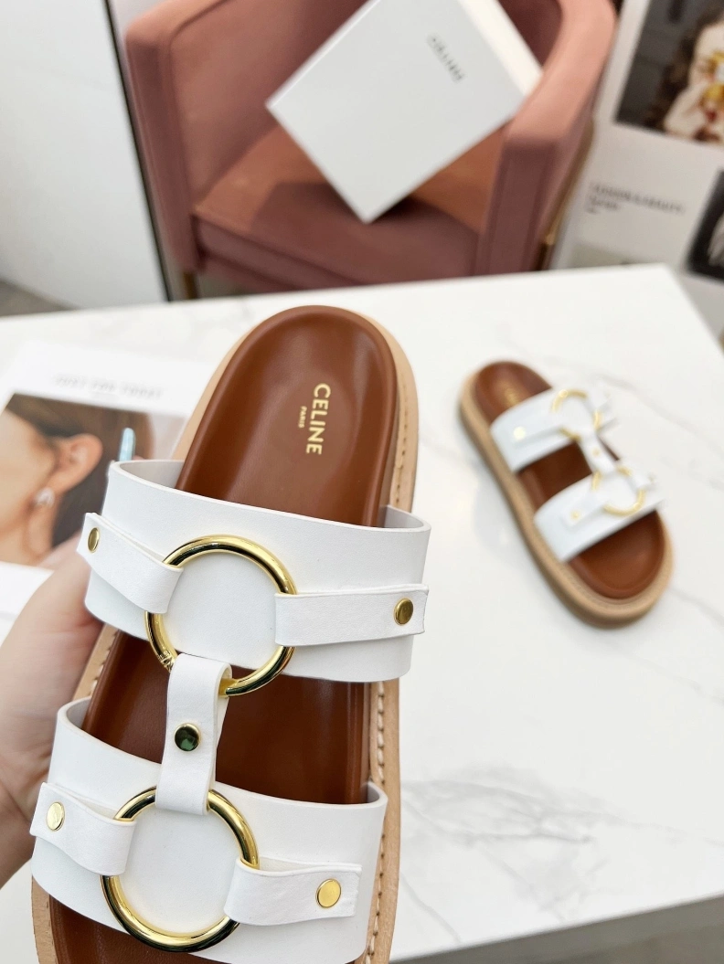 WellDesigned Cxlxne Sandals 116276
