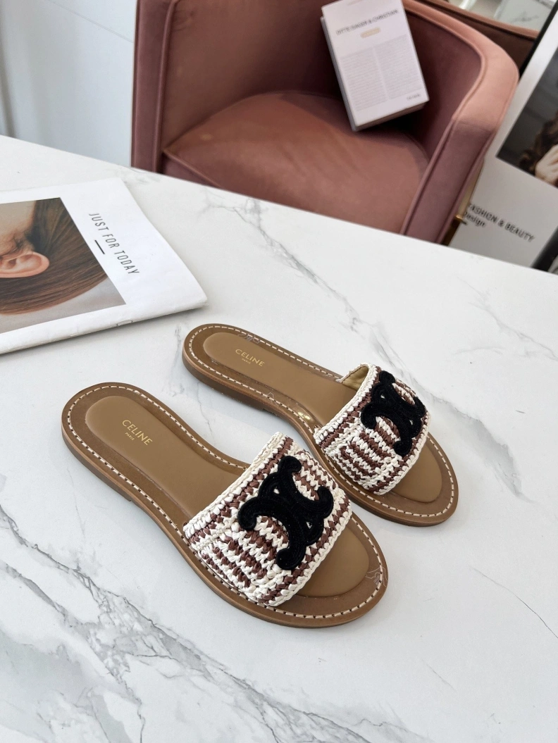 Durable Cxlxne Slippers 116226