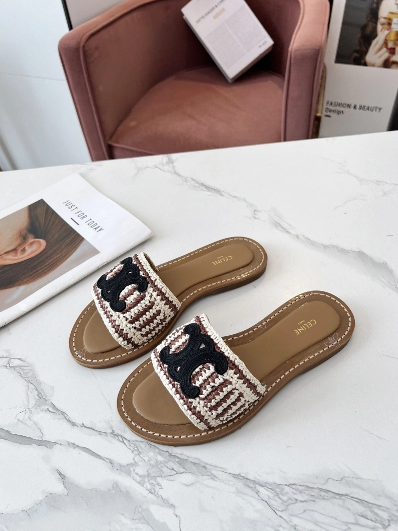 Durable Cxlxne Slippers 116226