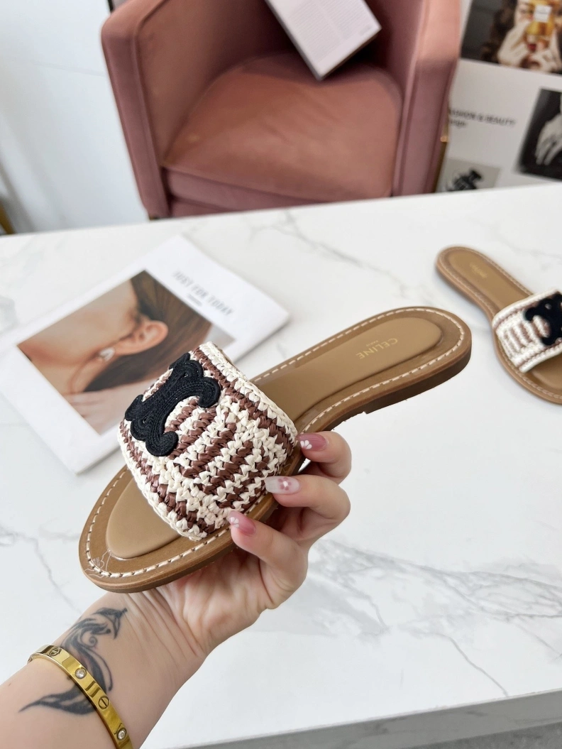 Durable Cxlxne Slippers 116226