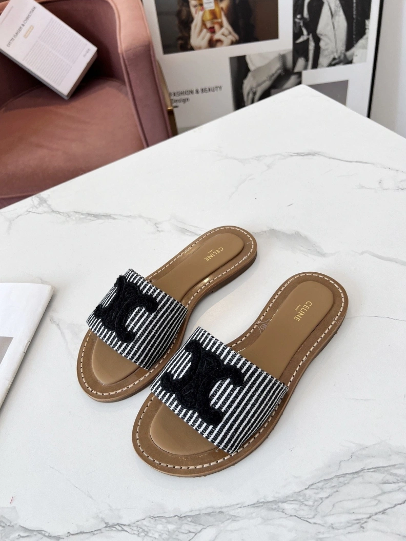 Functional Cxlxne Slippers 116219
