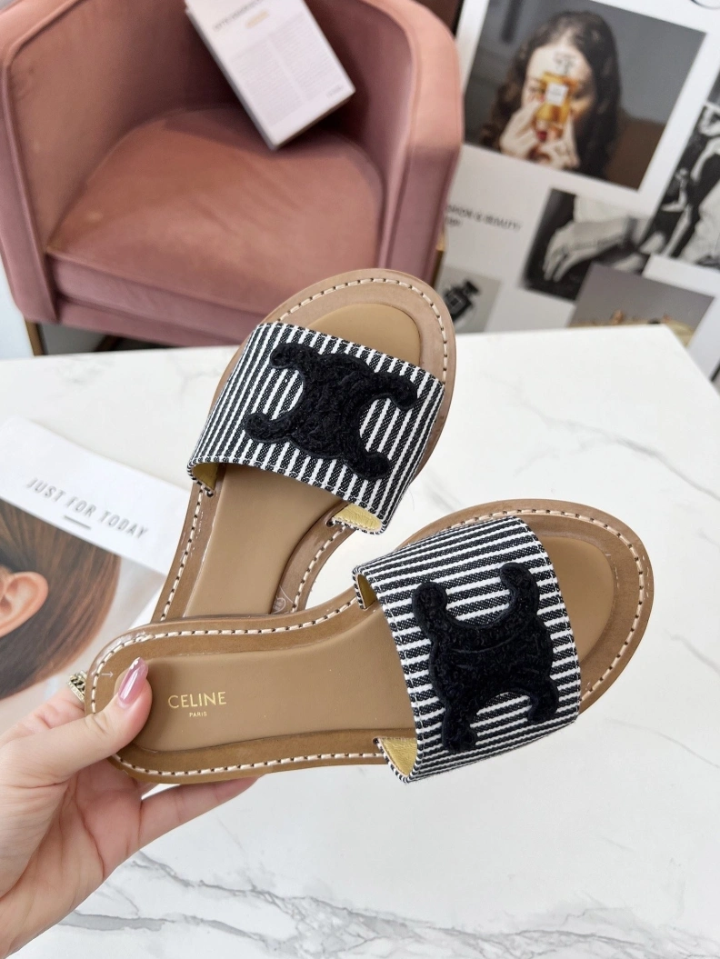 Functional Cxlxne Slippers 116219