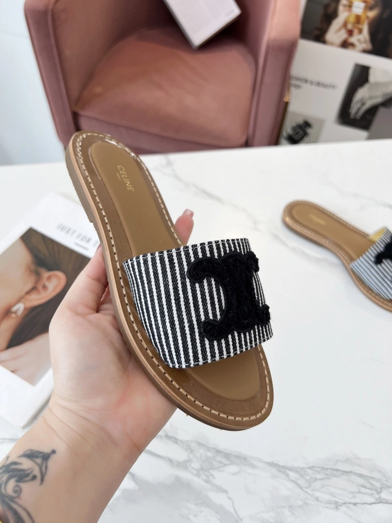 Functional Cxlxne Slippers 116219
