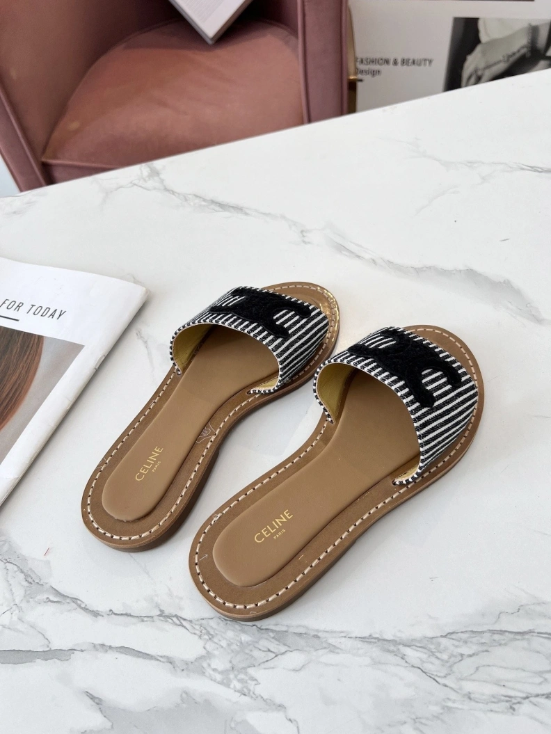 Functional Cxlxne Slippers 116219