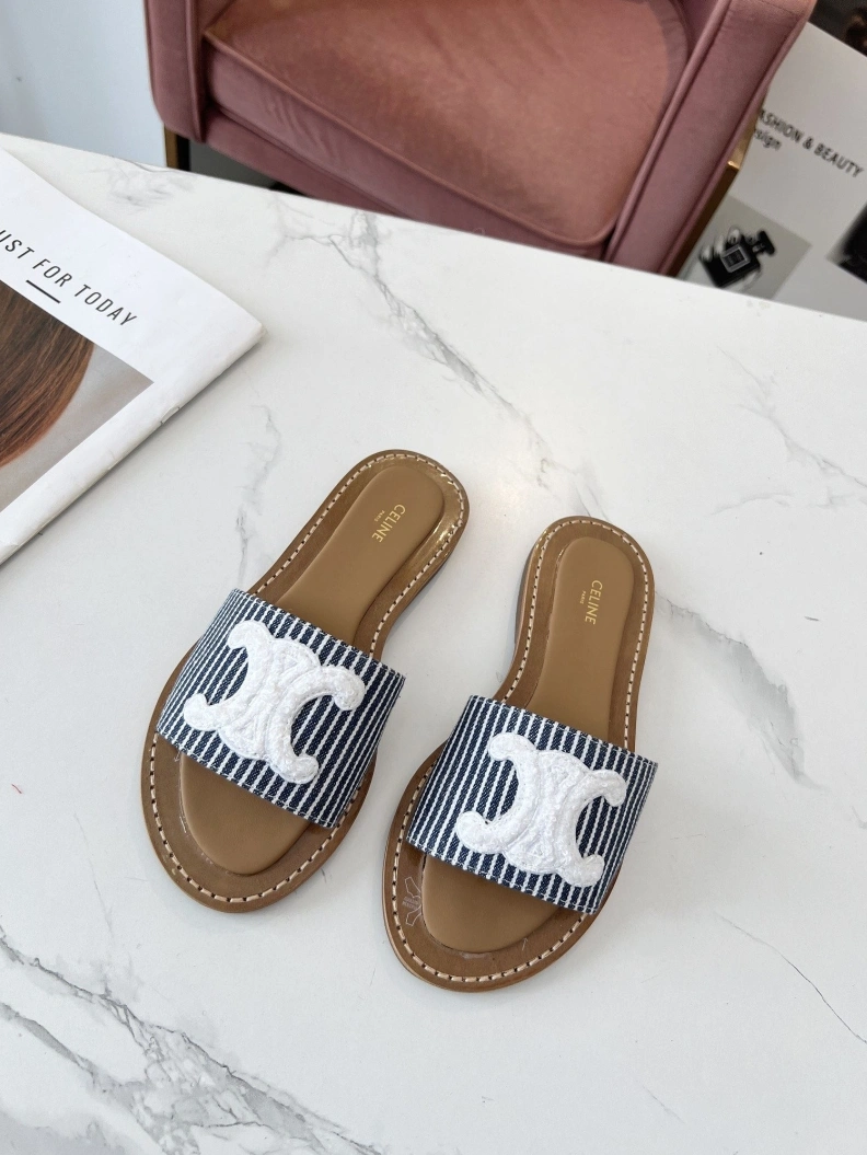 Comfortable Cxlxne Slippers 116217