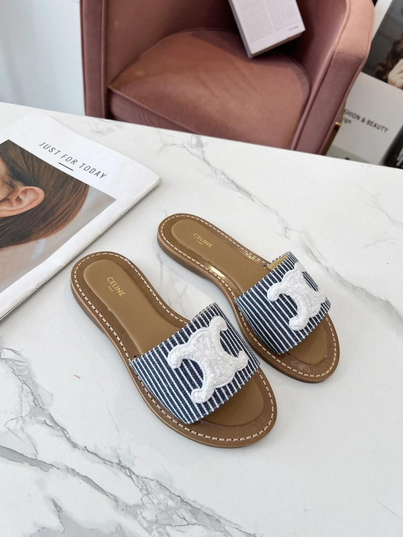 Comfortable Cxlxne Slippers 116217