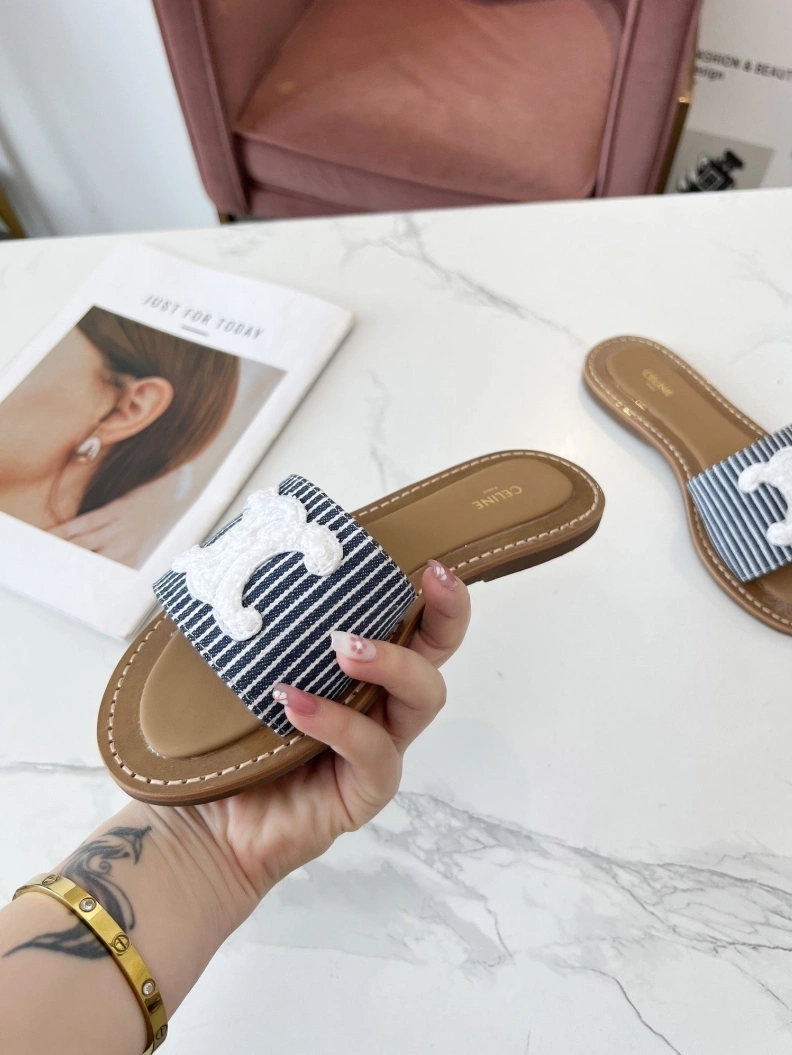 Comfortable Cxlxne Slippers 116217