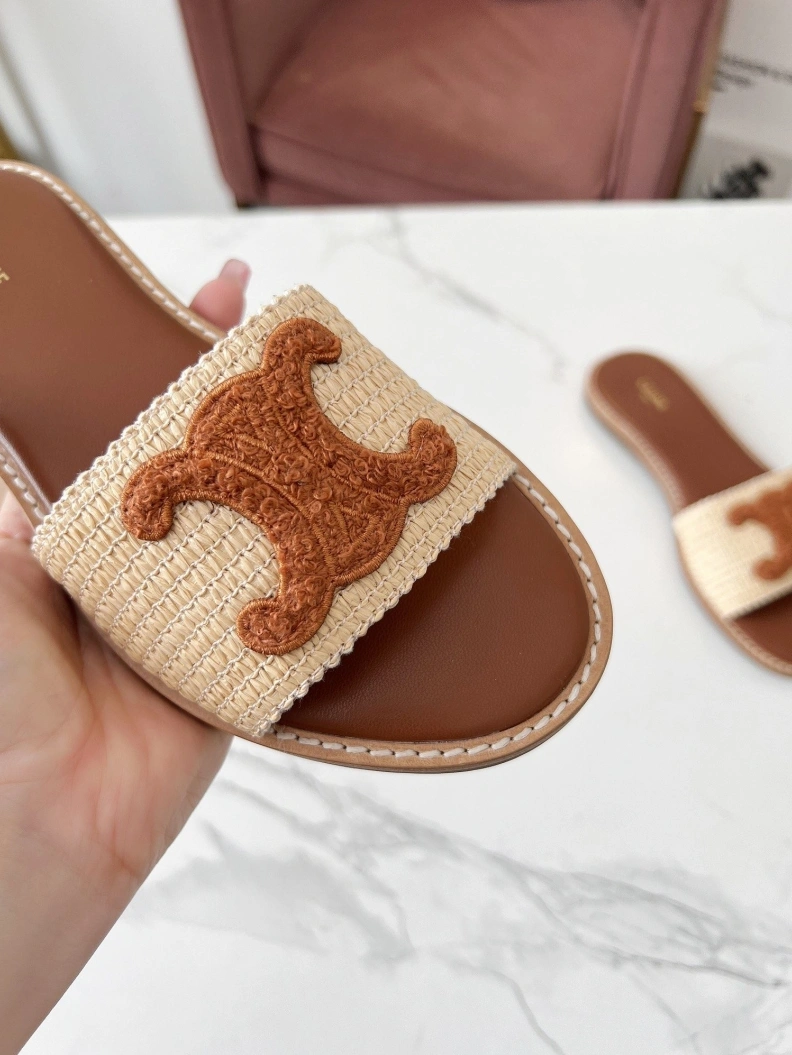 Classic Cxlxne Slippers 116211