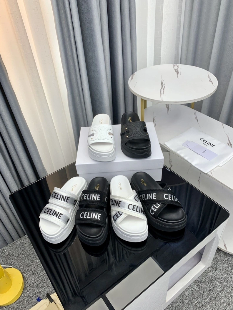 Trendy Cxlxne Slippers 116187