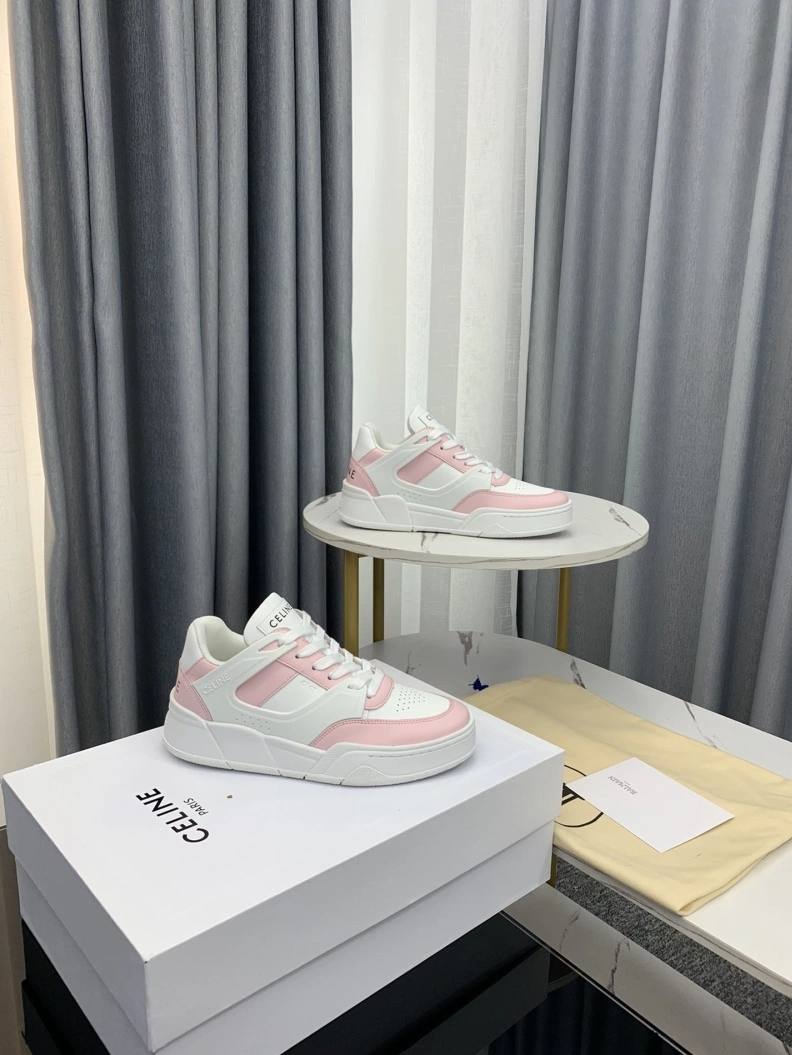 Fashionable Cxlxne Casual Shoes 116357