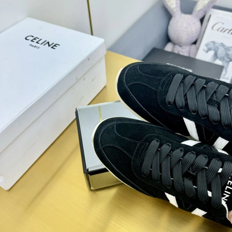 Minimalist Cxlxne Casual Shoes 116346