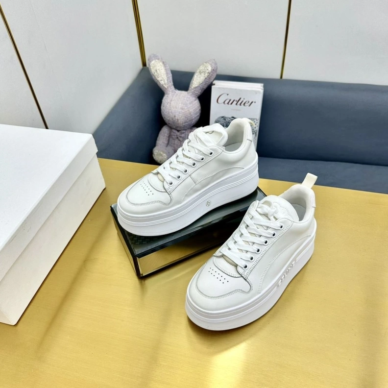 Fashionable Cxlxne Casual Shoes 116343