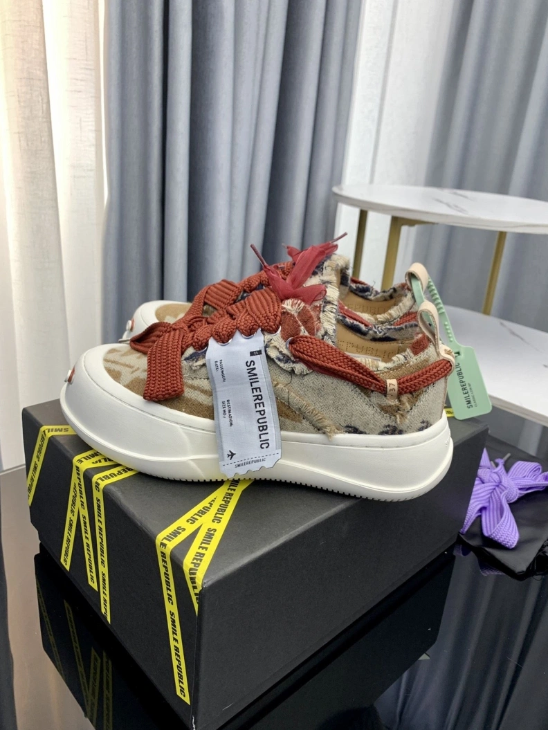 Bold Othxr Sneakers 212667