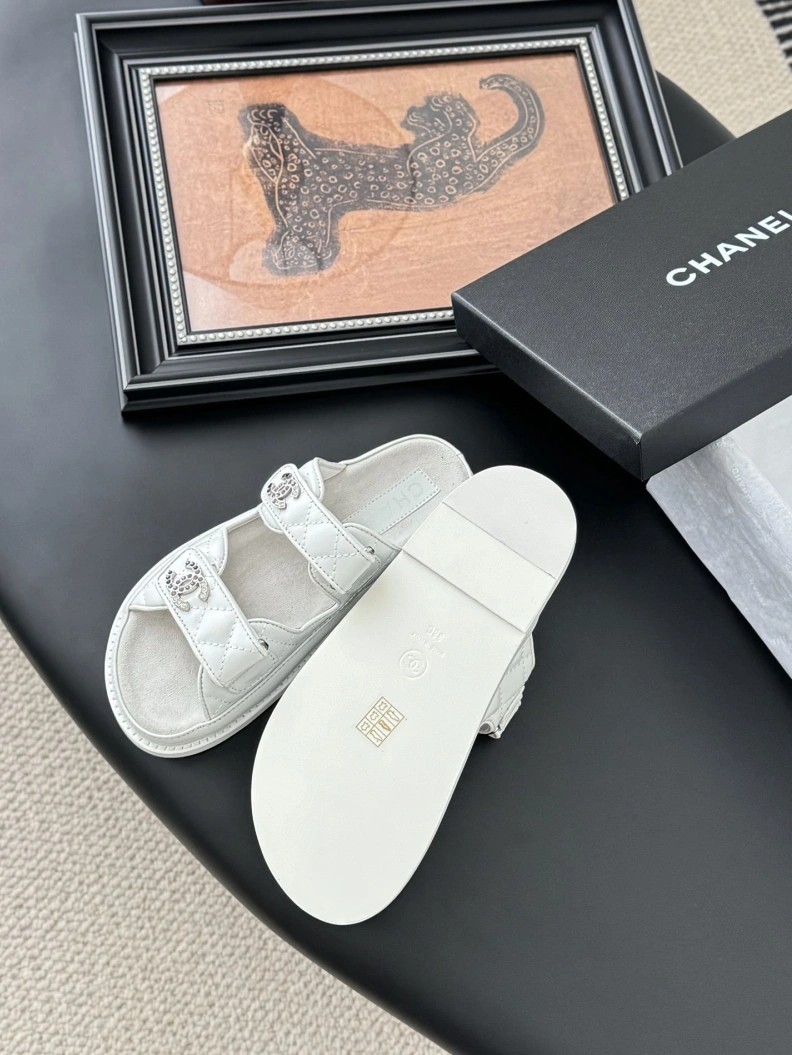 Durable Chxnxl Sandals 121953