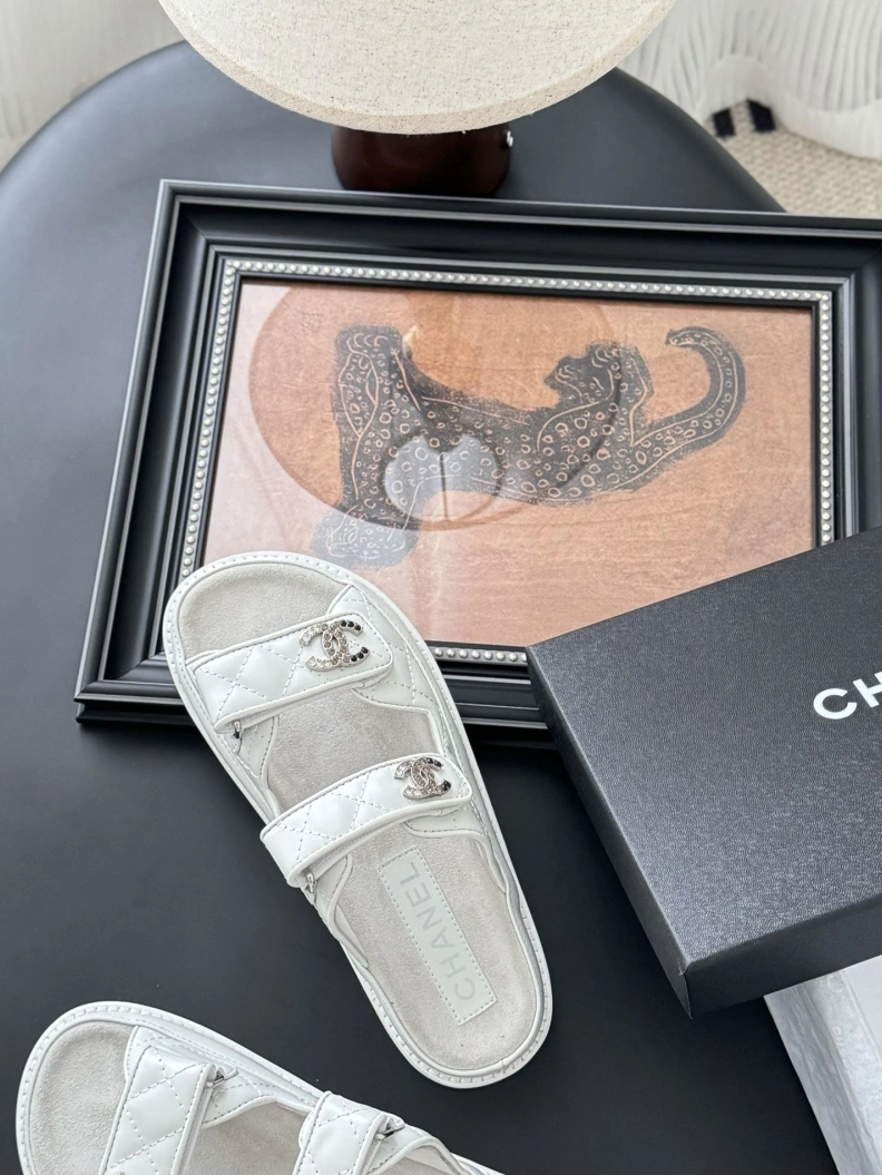 Durable Chxnxl Sandals 121953