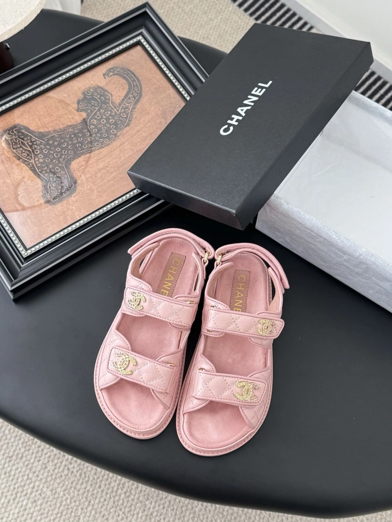 Reliable Chxnxl Sandals 121948