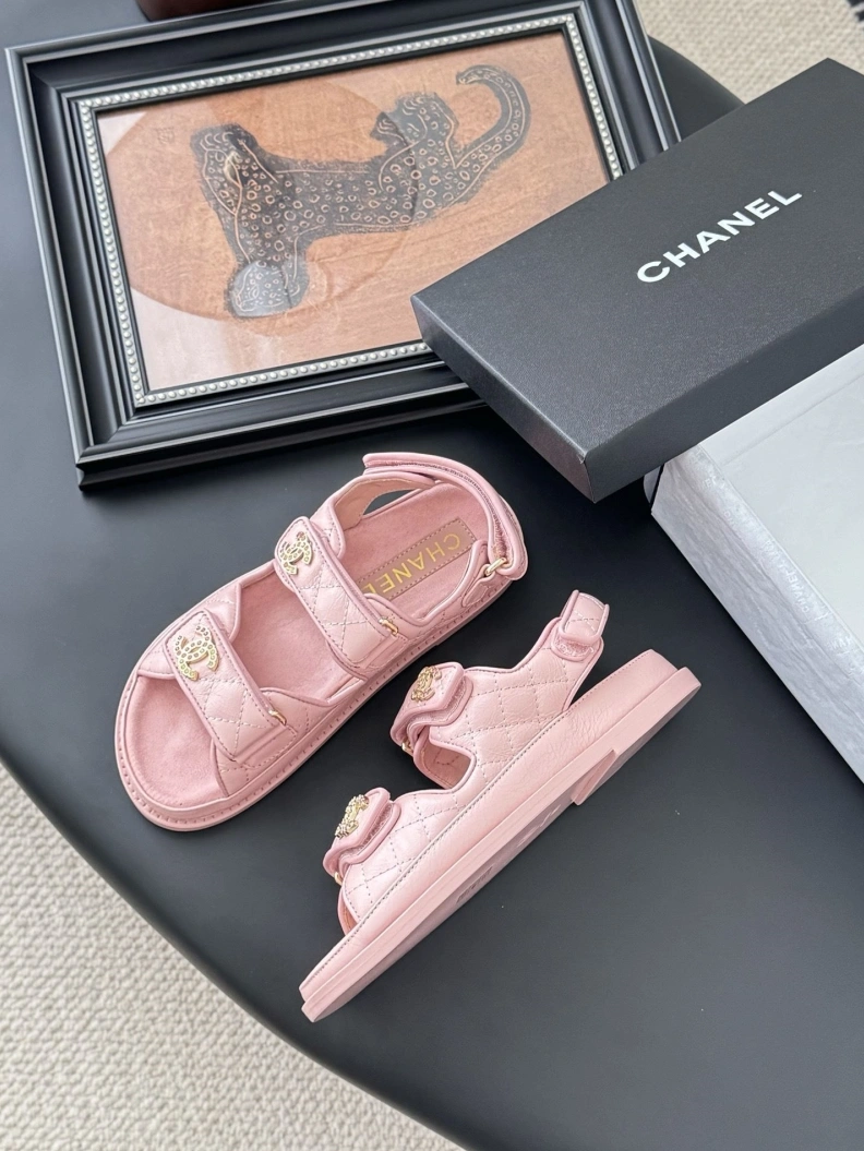 Reliable Chxnxl Sandals 121948