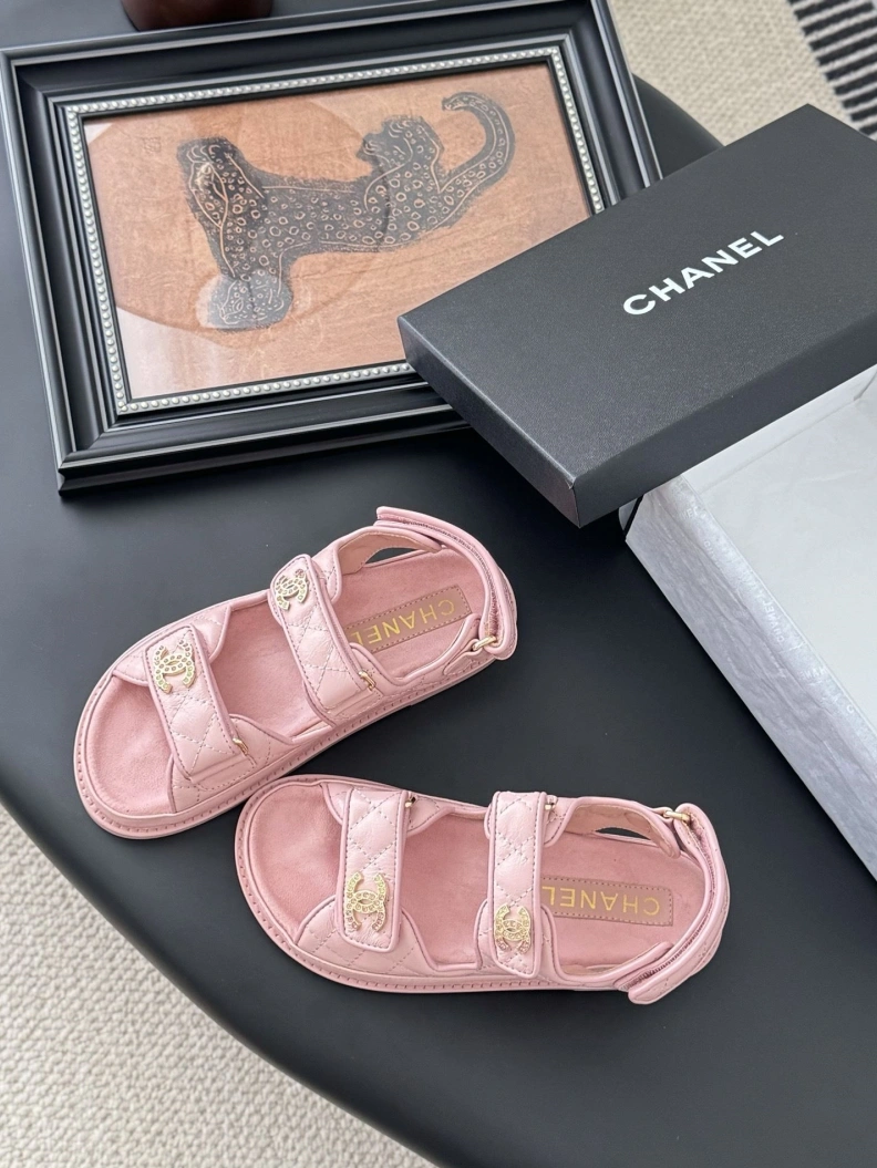 Reliable Chxnxl Sandals 121948