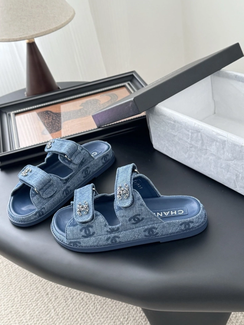 Refined Chxnxl Sandals 121927